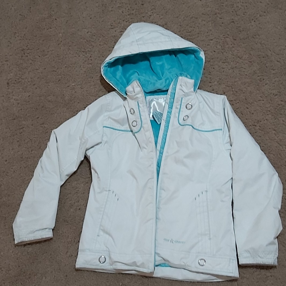 Professional snow jacket for girls.